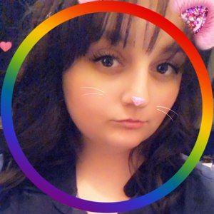 Meet your Posher, Liana